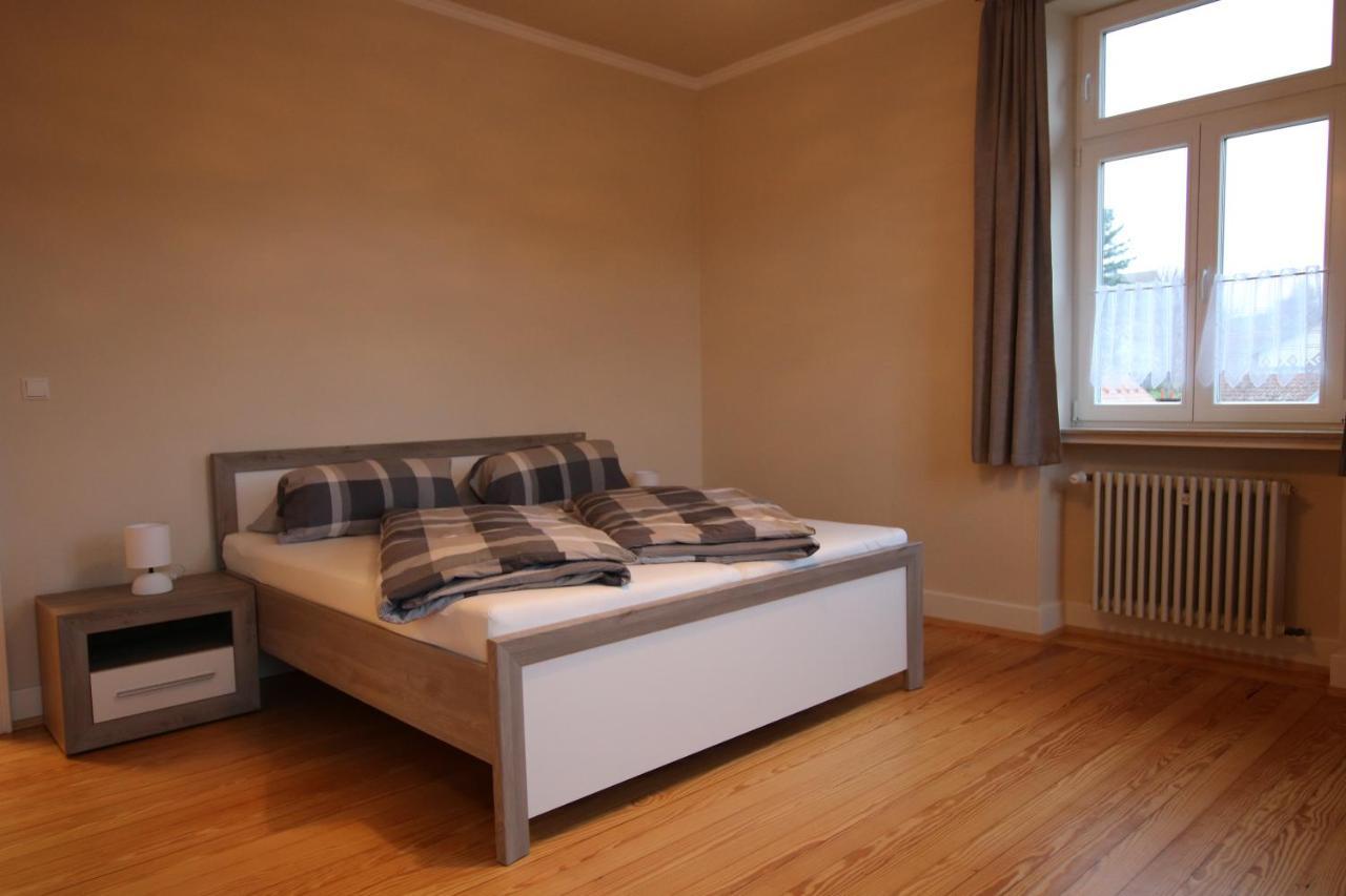 Ferienwohnung Altes Pfarrhaus Bargen Экстерьер фото